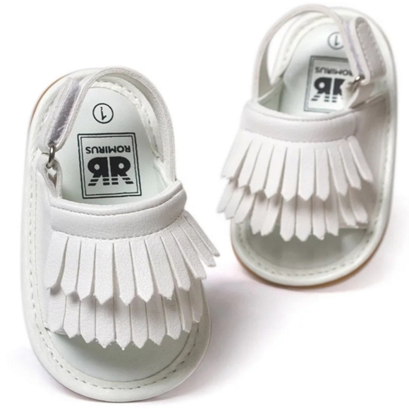 BRAND NEW ☆ BABY FRINGE SANDALS WITH RUBBER SOLES ☆ TURQUOISE ☆ - Picture 2 of 4